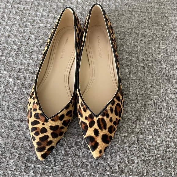 MARC FISHER ANALIALY Pony print flats NW… - Picture 2 of 8